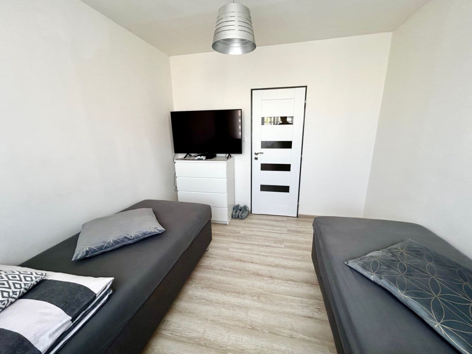 Prenájom bytu 3-izbový 68 m², V Bažantnici, Kladno, Středočeský kraj Prenájom bytu 3-izbový 68 m², V Bažantnici, Kladno, Středočeský kraj