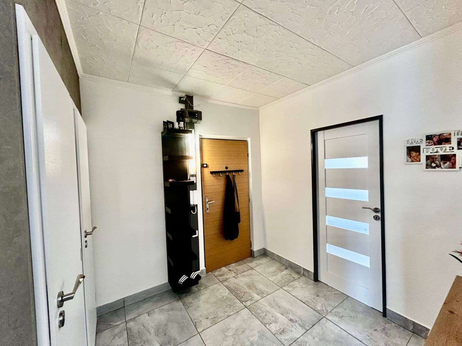 Prenájom bytu 3-izbový 68 m², V Bažantnici, Kladno, Středočeský kraj Prenájom bytu 3-izbový 68 m², V Bažantnici, Kladno, Středočeský kraj