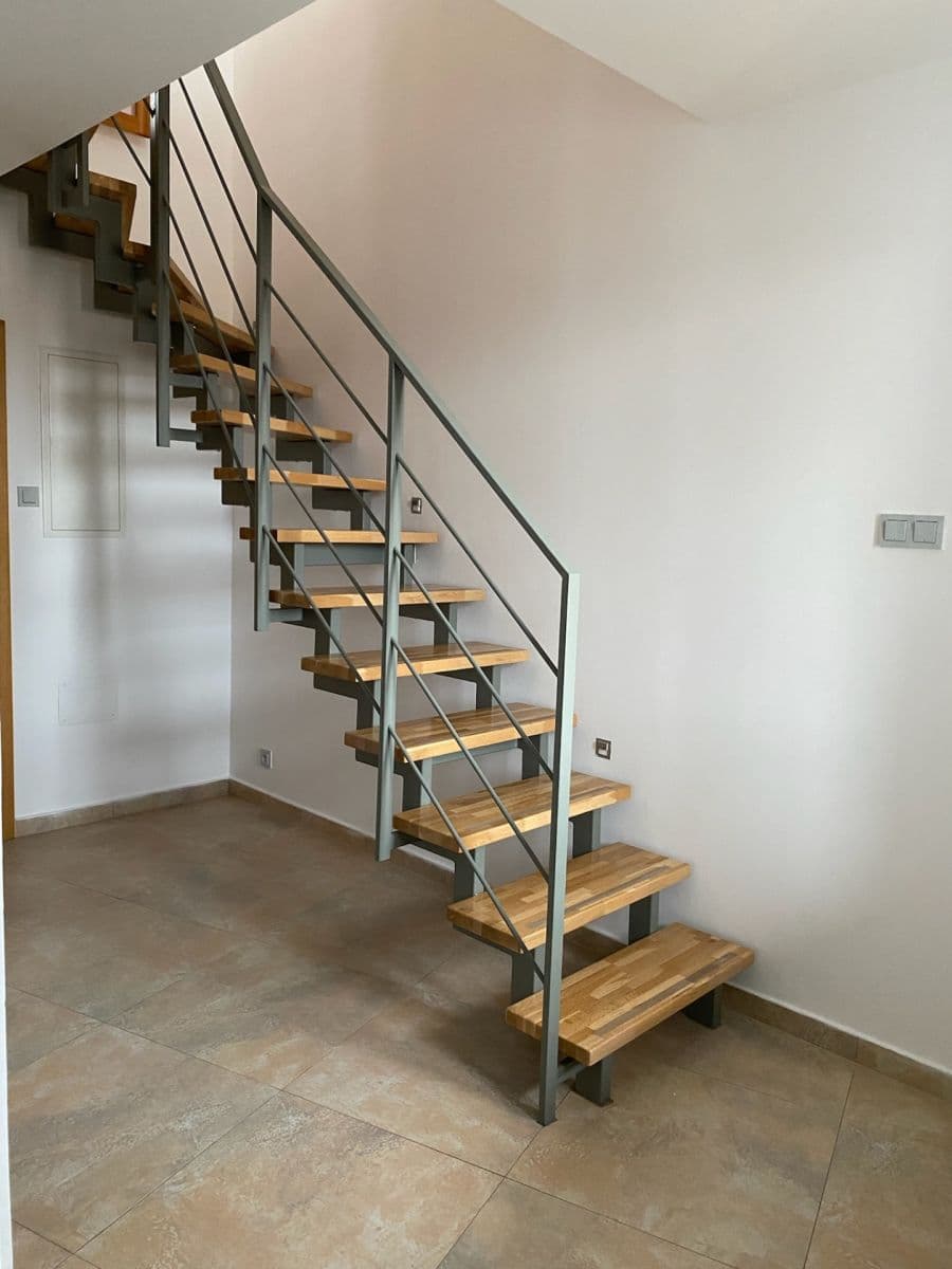 Prenájom bytu 3-izbový 105 m², Sokolovská, Praha, Praha Prenájom bytu 3-izbový 105 m², Sokolovská, Praha, Praha