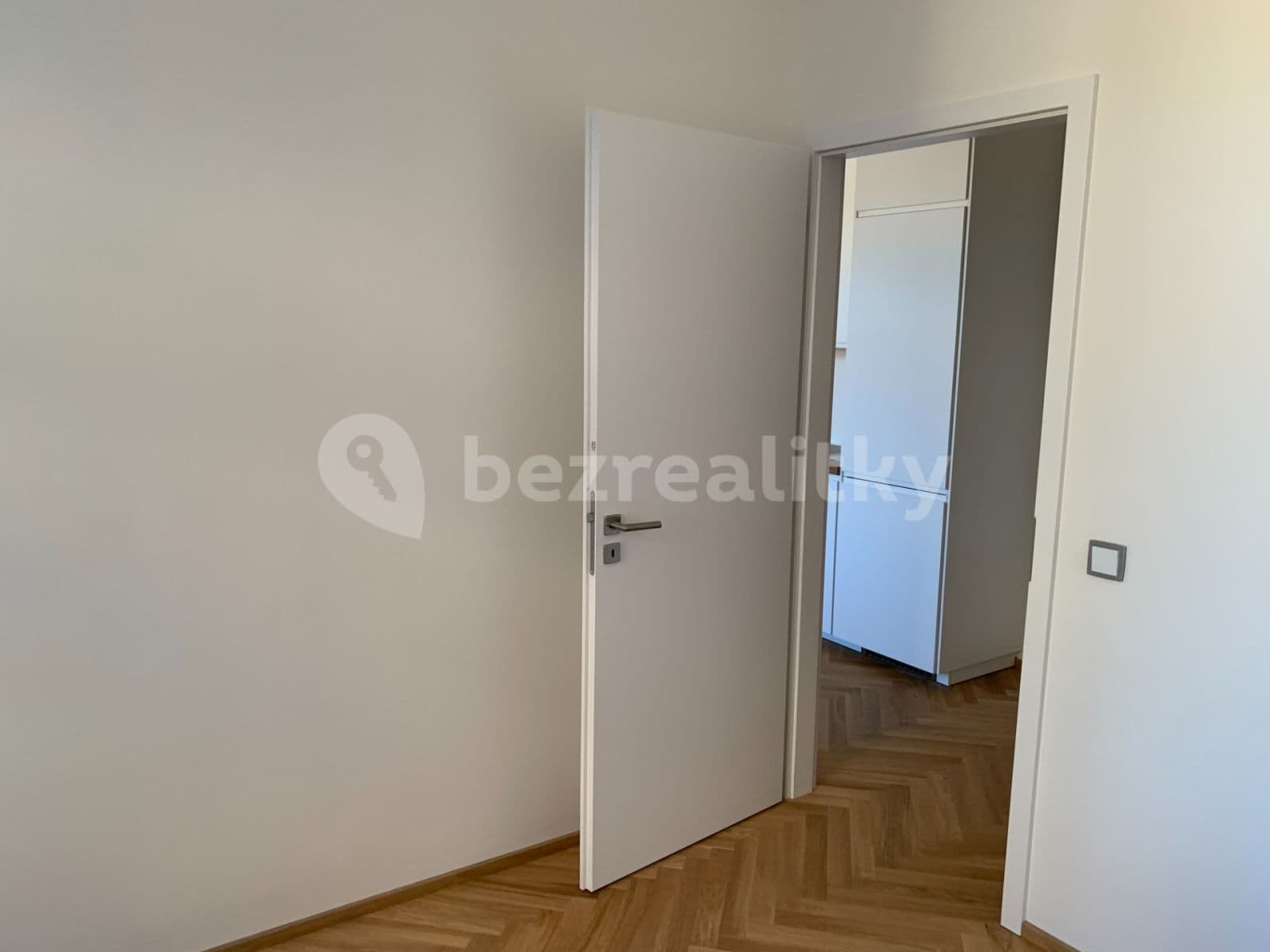 Prenájom bytu 2-izbový 48 m², Na Poříčním právu, Praha, Praha Prenájom bytu 2-izbový 48 m², Na Poříčním právu, Praha, Praha