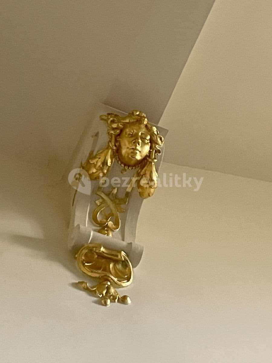 Prenájom bytu 2-izbový 78 m², Dušní, Praha, Praha Prenájom bytu 2-izbový 78 m², Dušní, Praha, Praha