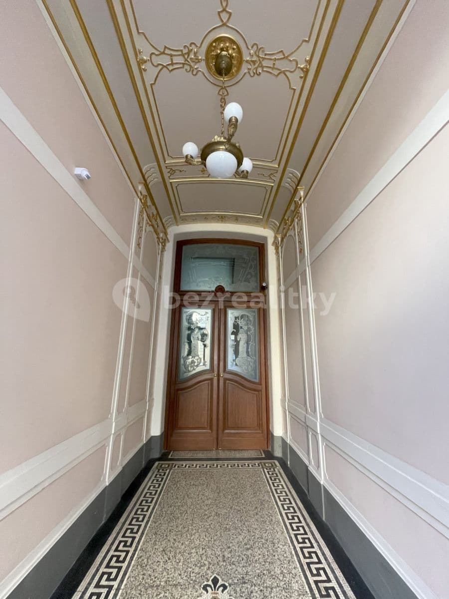 Prenájom bytu 2-izbový 78 m², Dušní, Praha, Praha Prenájom bytu 2-izbový 78 m², Dušní, Praha, Praha