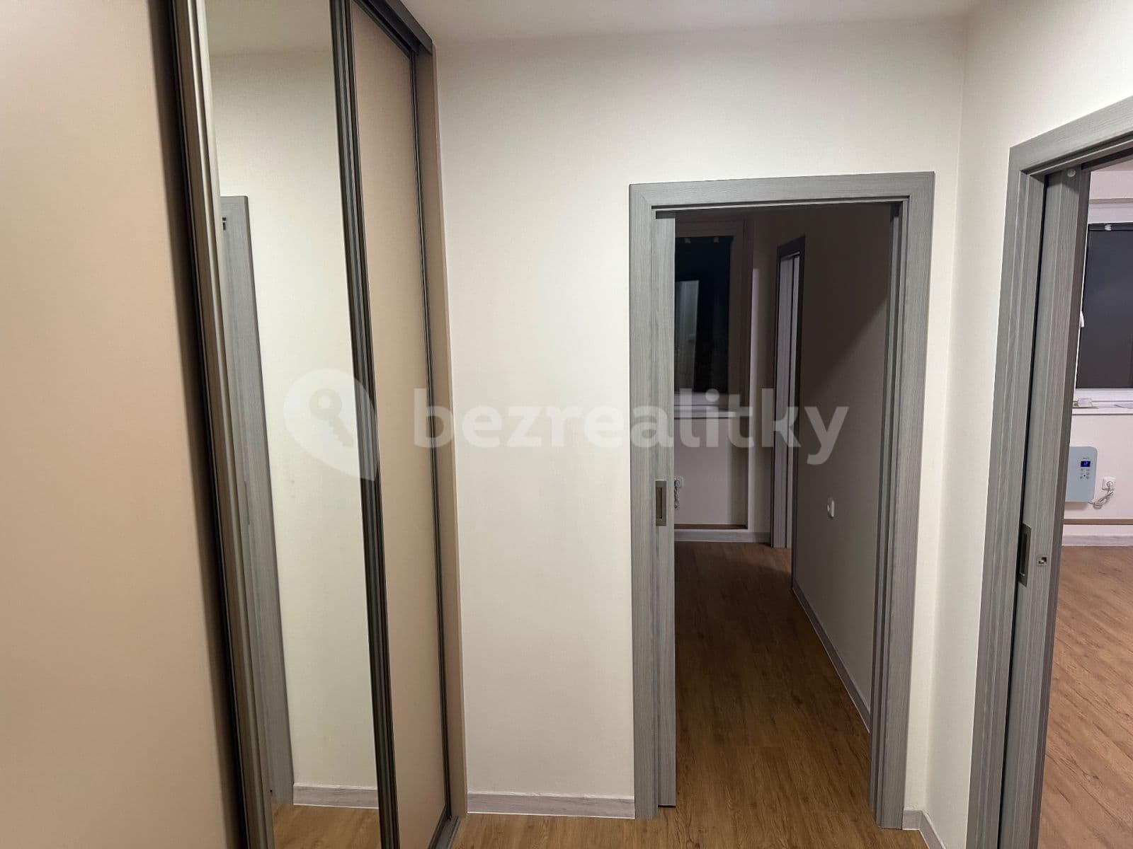 Prenájom bytu 2-izbový 39 m², Michelská, Praha, Praha Prenájom bytu 2-izbový 39 m², Michelská, Praha, Praha