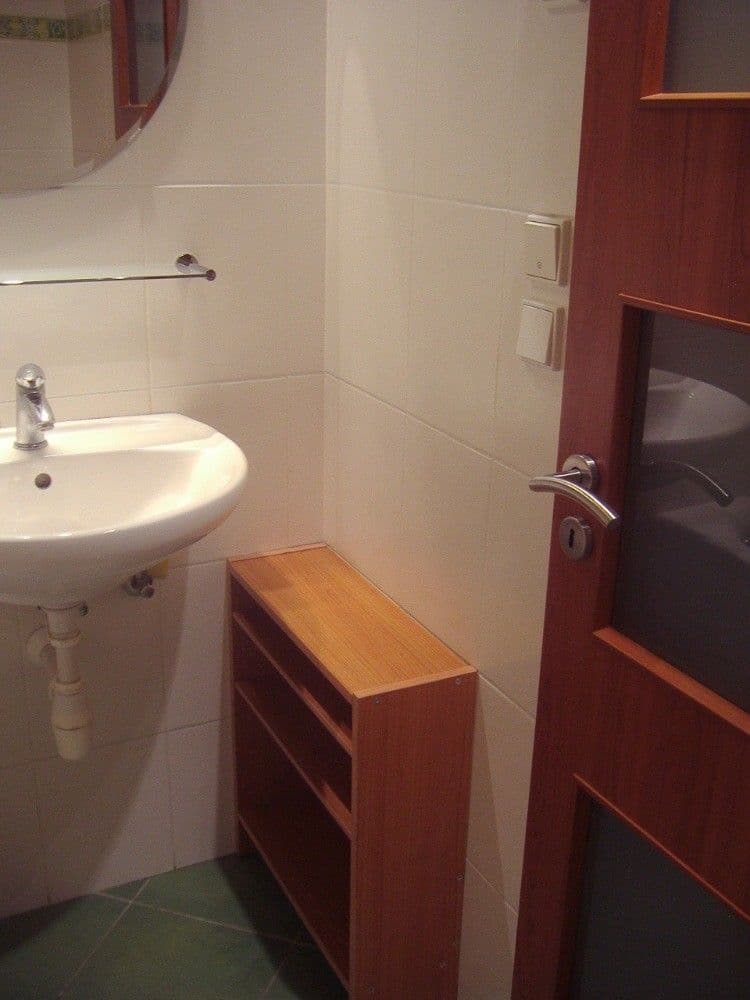 Prenájom bytu 2-izbový 46 m², Kmochova, Hostivice, Středočeský kraj Prenájom bytu 2-izbový 46 m², Kmochova, Hostivice, Středočeský kraj