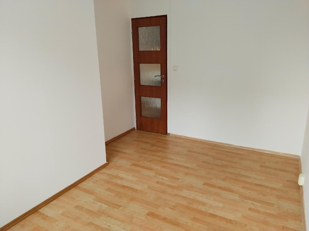 Prenájom bytu 2-izbový 46 m², Kmochova, Hostivice, Středočeský kraj Prenájom bytu 2-izbový 46 m², Kmochova, Hostivice, Středočeský kraj