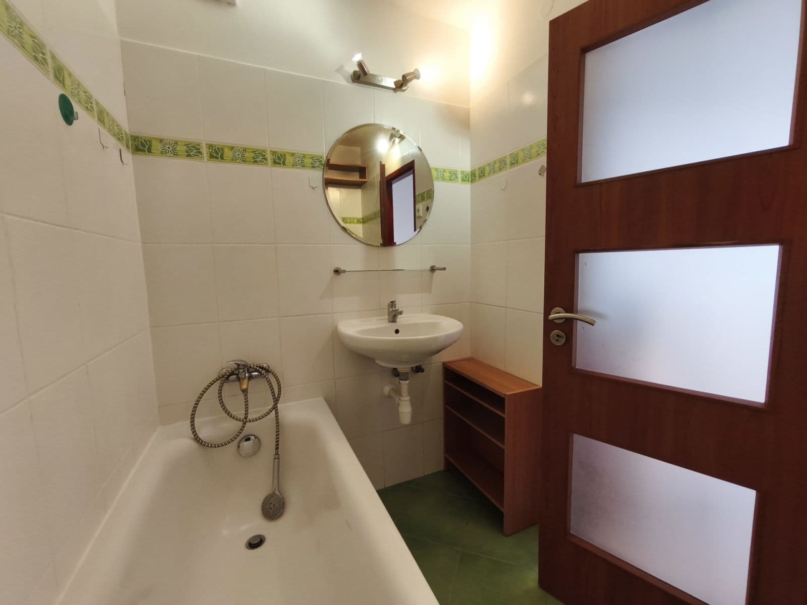 Prenájom bytu 2-izbový 46 m², Kmochova, Hostivice, Středočeský kraj Prenájom bytu 2-izbový 46 m², Kmochova, Hostivice, Středočeský kraj