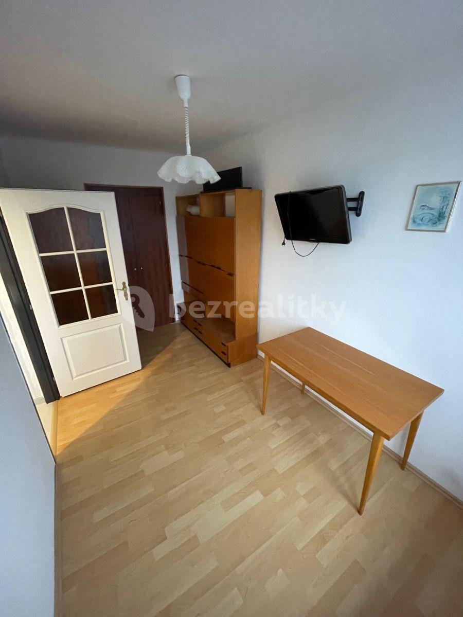 Prenájom bytu 3-izbový 70 m², Na Výhledech, Zbůch, Plzeňský kraj