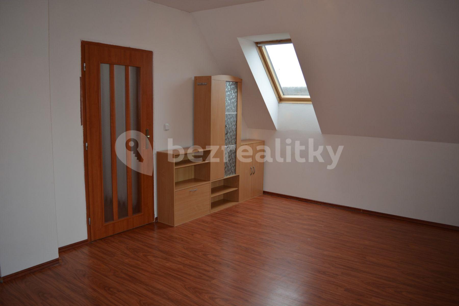 Prenájom bytu 32 m², Za Lužinami, Praha, Praha