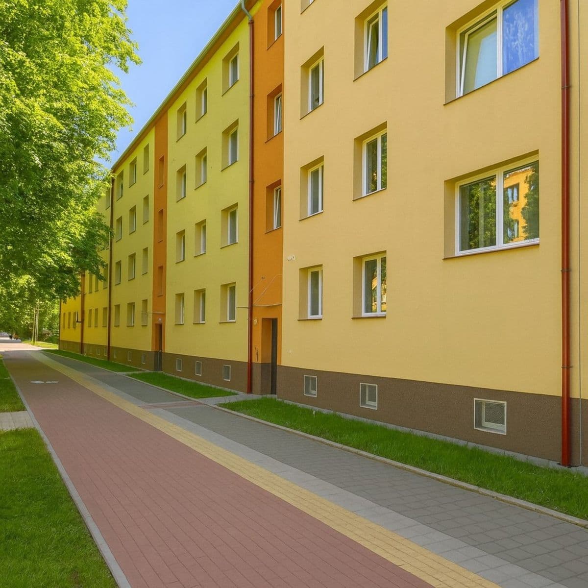 Prenájom bytu 3-izbový 60 m², Národní třída, Havířov, Moravskoslezský kraj Prenájom bytu 3-izbový 60 m², Národní třída, Havířov, Moravskoslezský kraj