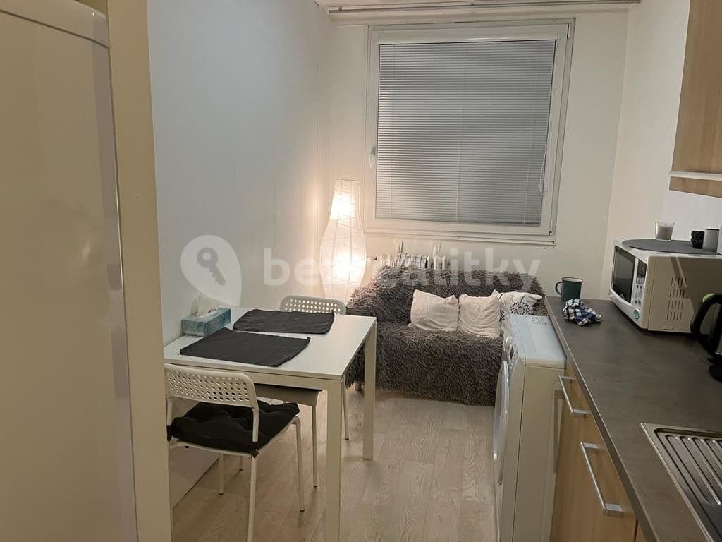 Prenájom bytu 69 m², Zelenohorská, Praha, Praha Prenájom bytu 69 m², Zelenohorská, Praha, Praha