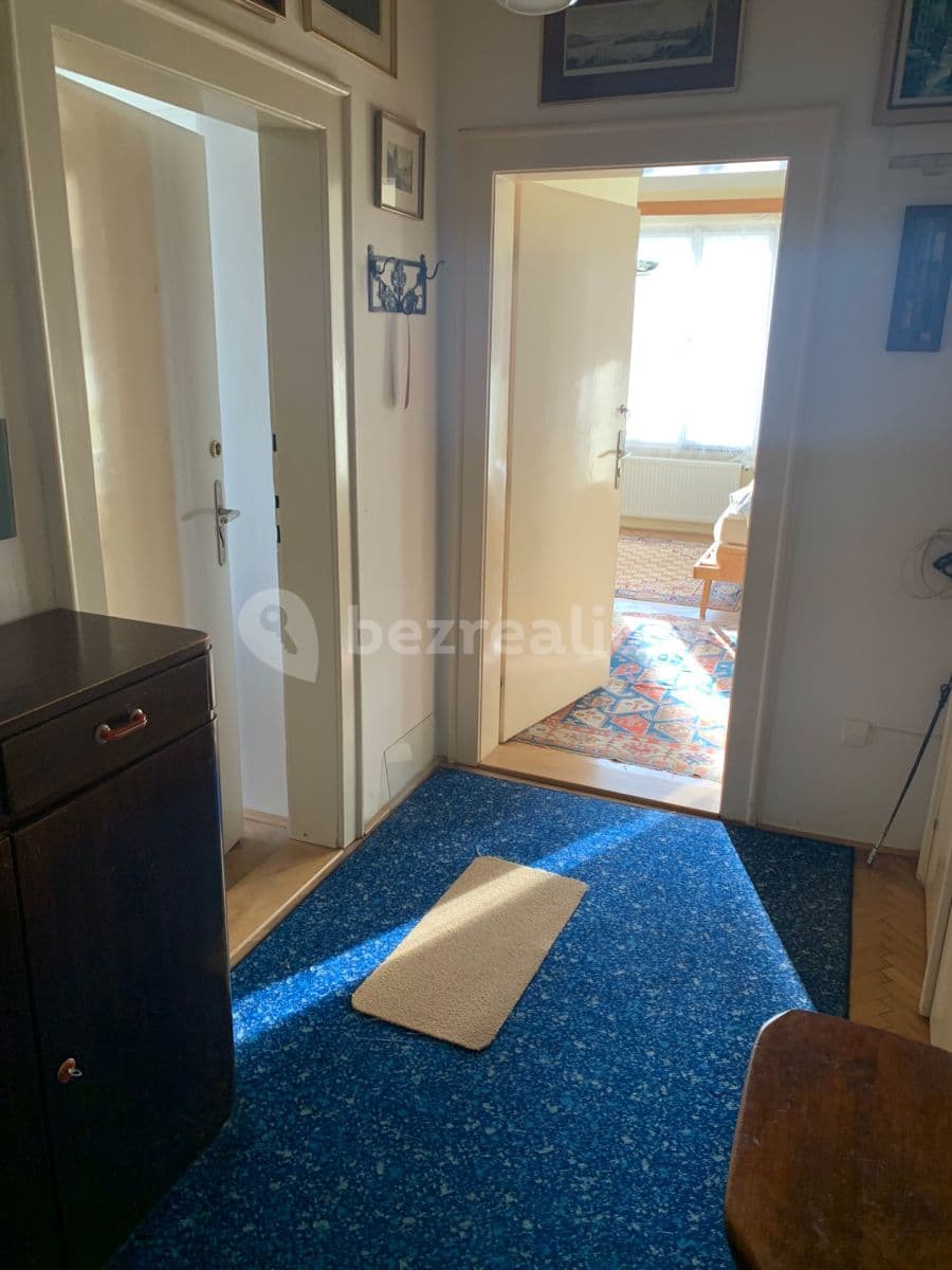 Prenájom bytu 3-izbový 75 m², Na Kodymce, Praha, Praha Prenájom bytu 3-izbový 75 m², Na Kodymce, Praha, Praha