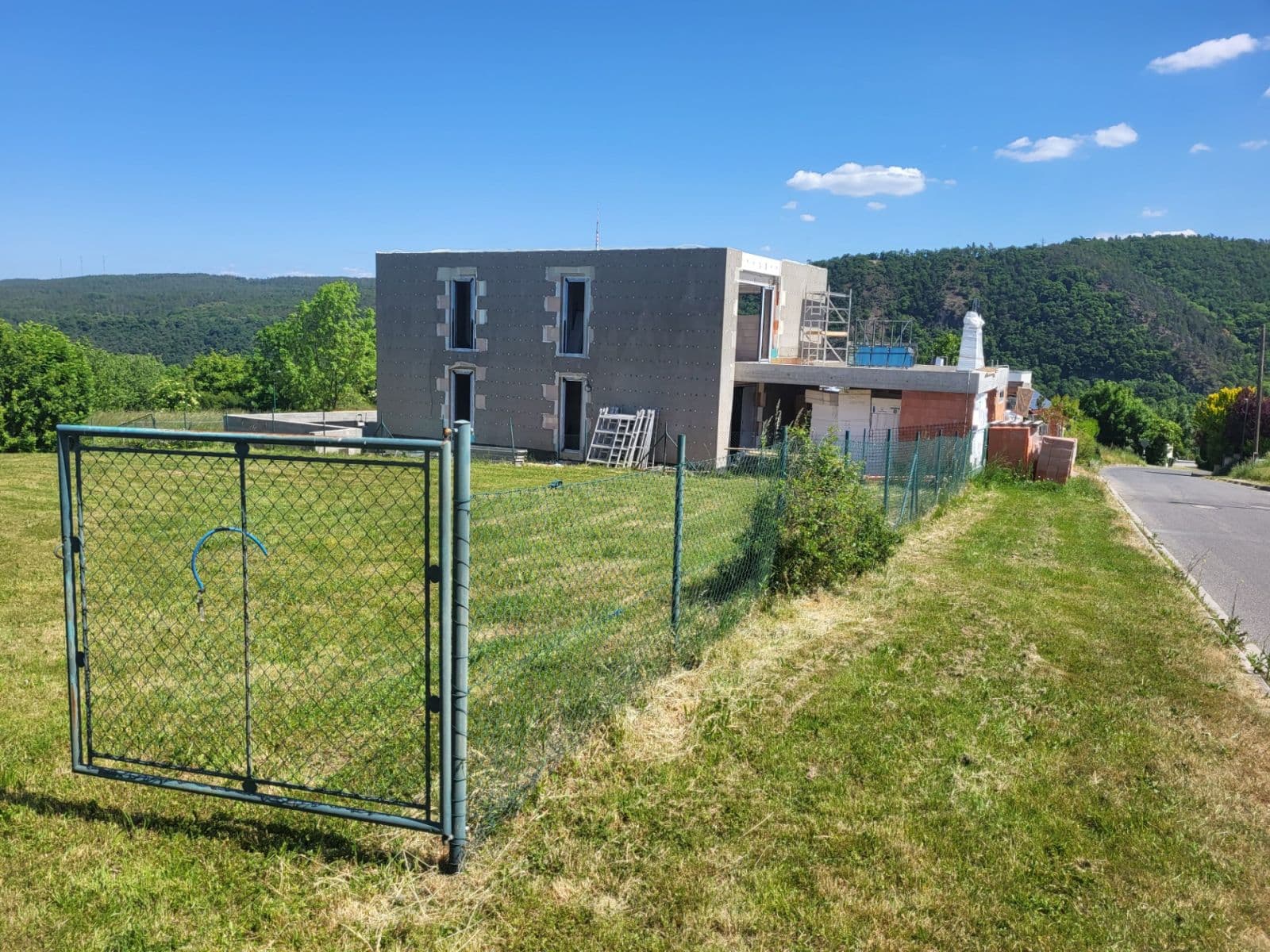 Predaj pozemku 922 m², Černošice, Středočeský kraj Predaj pozemku 922 m², Černošice, Středočeský kraj