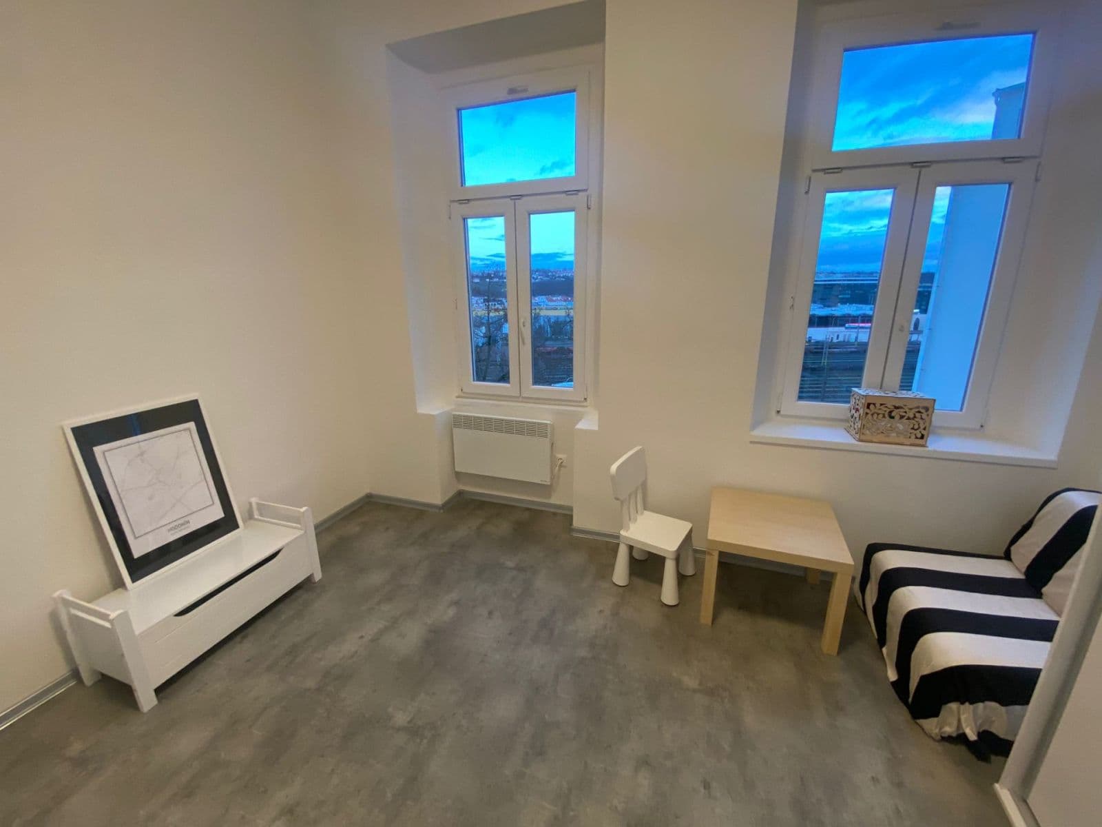 Prenájom bytu 3-izbový 76 m², Spojovací, Praha, Praha Prenájom bytu 3-izbový 76 m², Spojovací, Praha, Praha