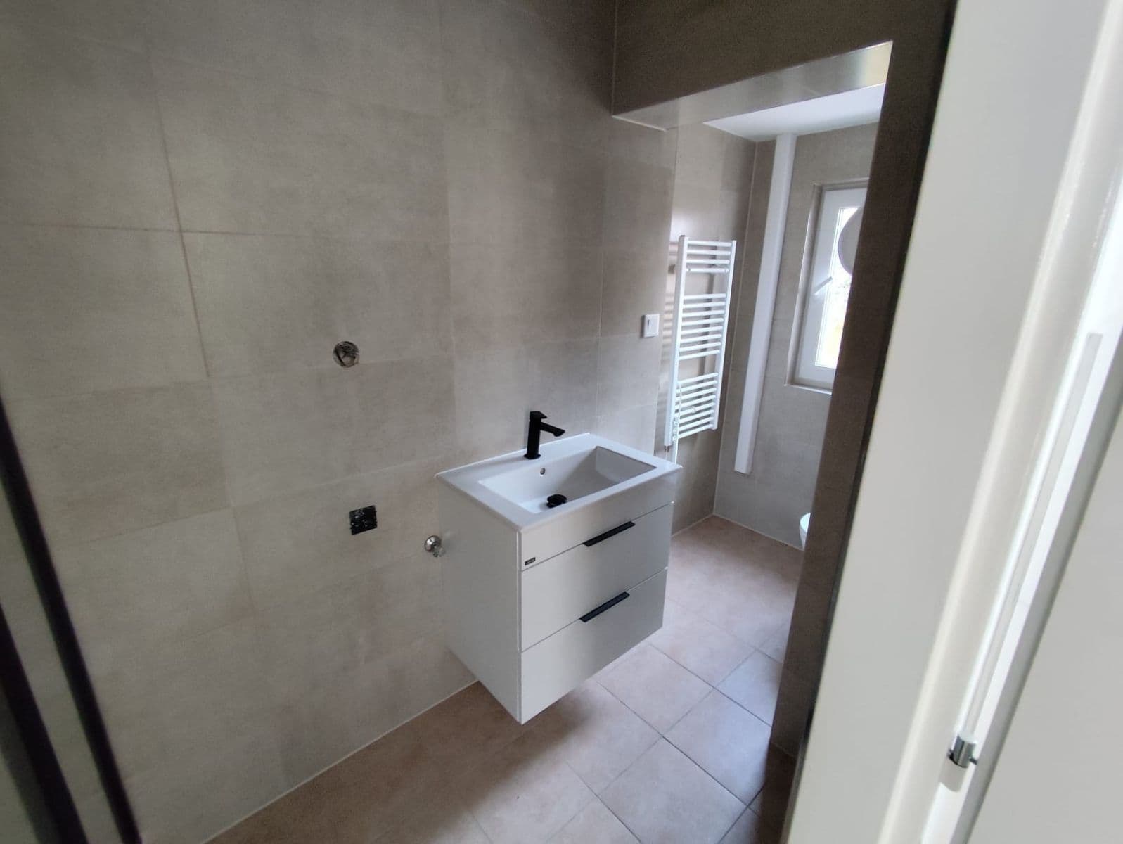 Prenájom bytu 1-izbový 43 m², Stará Kysibelská, Karlovy Vary, Karlovarský kraj Prenájom bytu 1-izbový 43 m², Stará Kysibelská, Karlovy Vary, Karlovarský kraj