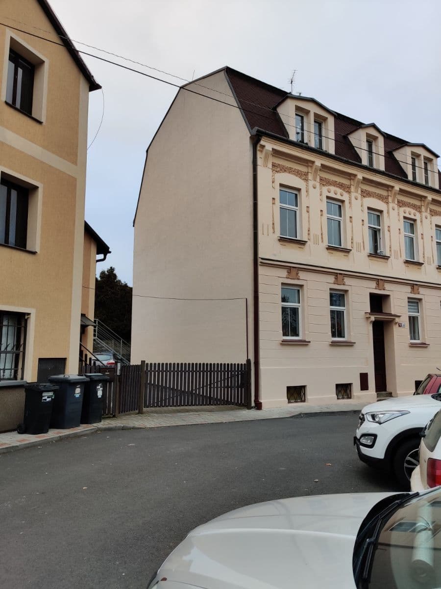 Prenájom bytu 1-izbový 43 m², Stará Kysibelská, Karlovy Vary, Karlovarský kraj Prenájom bytu 1-izbový 43 m², Stará Kysibelská, Karlovy Vary, Karlovarský kraj