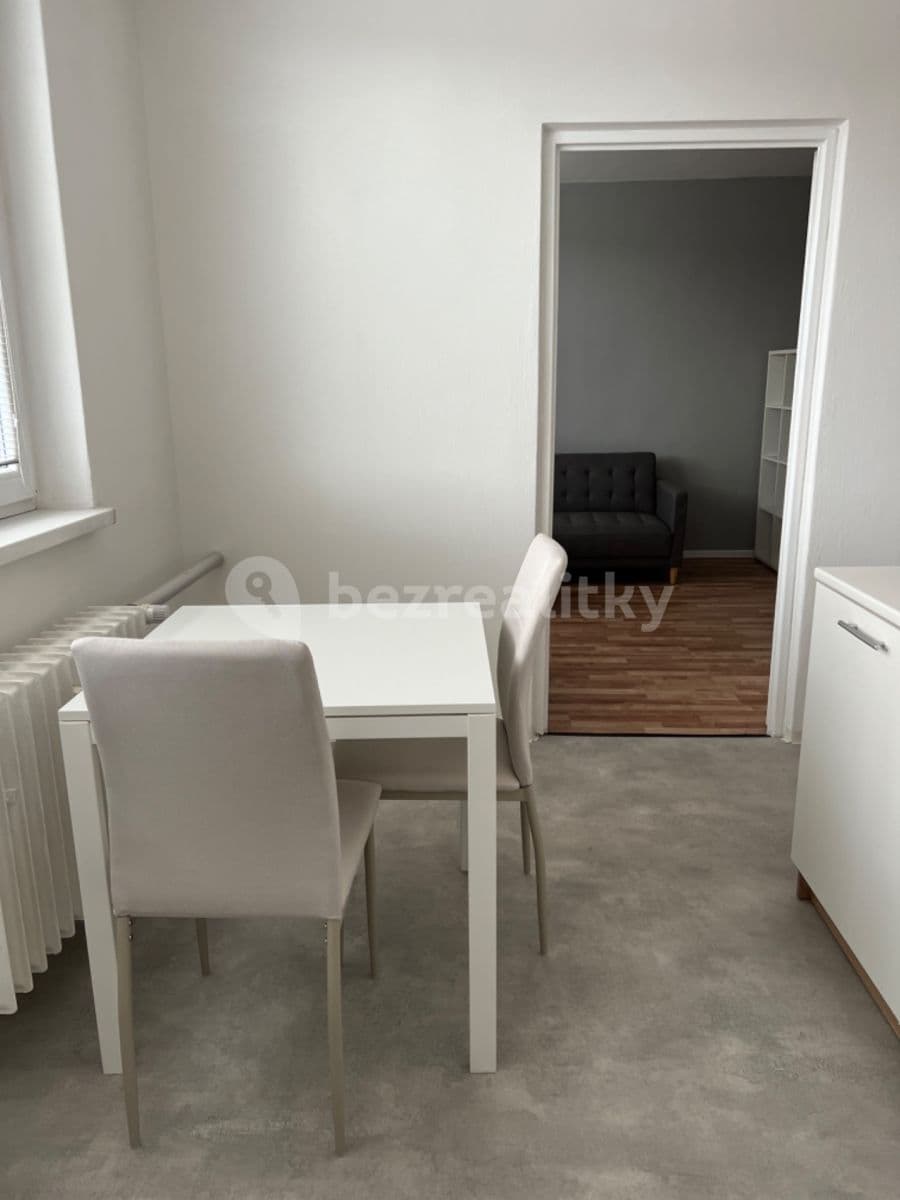 Prenájom bytu 1-izbový 38 m², Luční, Brno, Jihomoravský kraj Prenájom bytu 1-izbový 38 m², Luční, Brno, Jihomoravský kraj