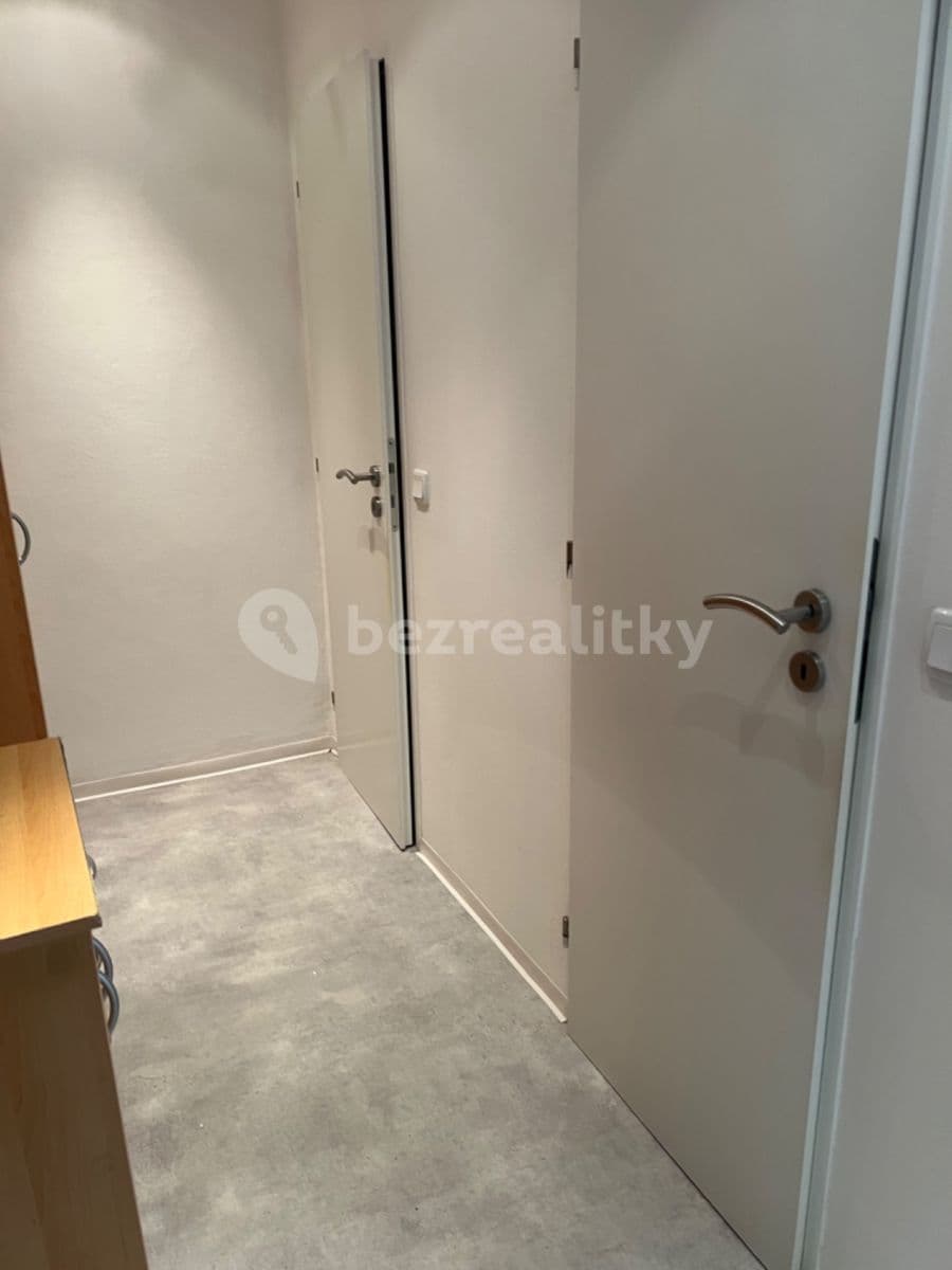 Prenájom bytu 1-izbový 38 m², Luční, Brno, Jihomoravský kraj Prenájom bytu 1-izbový 38 m², Luční, Brno, Jihomoravský kraj