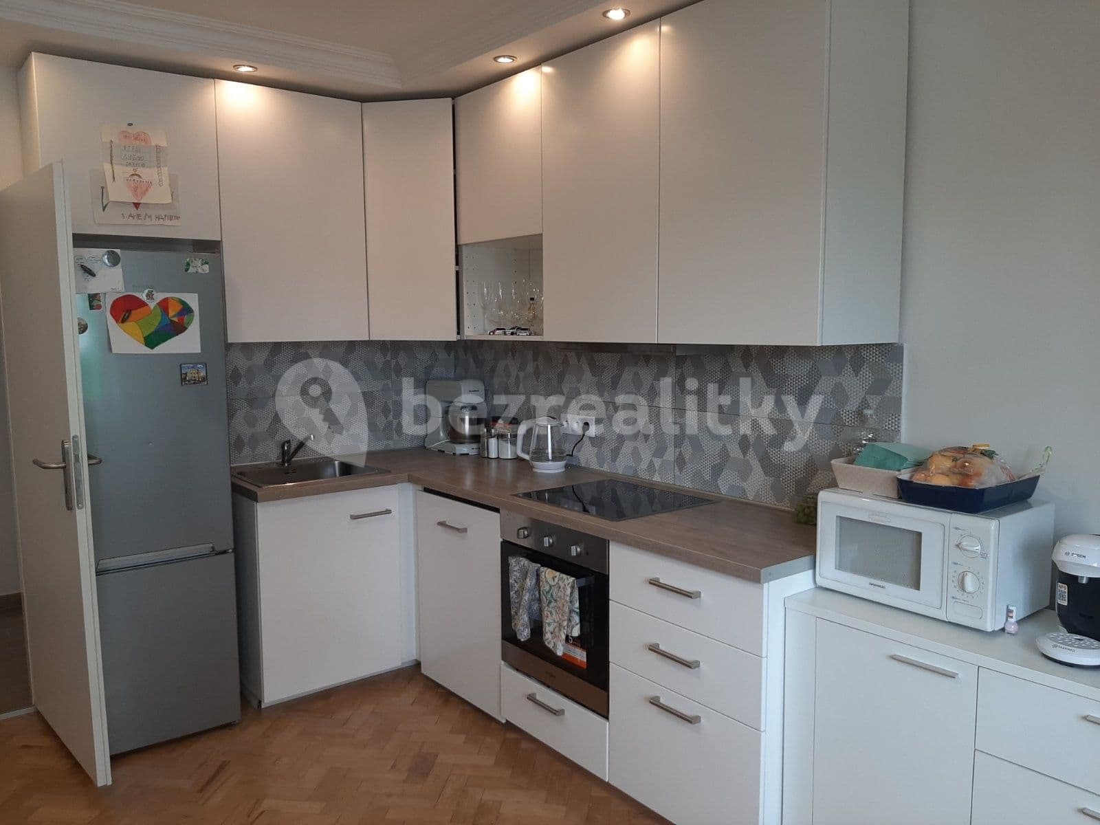 Prenájom bytu 3-izbový 85 m², U Stojanu, Praha, Praha Prenájom bytu 3-izbový 85 m², U Stojanu, Praha, Praha
