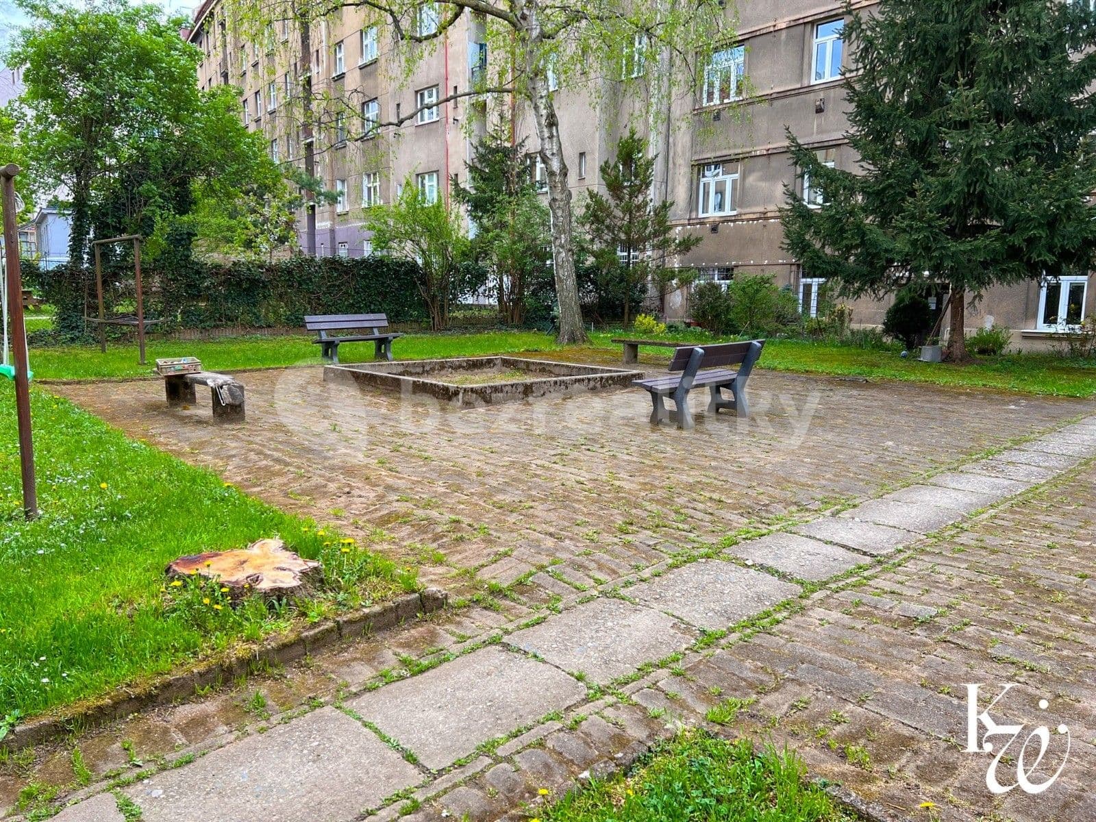 Prenájom bytu 2-izbový 44 m², U Družstev, Praha, Praha Prenájom bytu 2-izbový 44 m², U Družstev, Praha, Praha