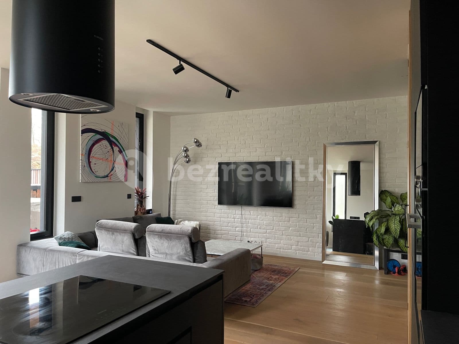 Prenájom bytu 3-izbový 120 m², Na Kopánku, Kunice, Středočeský kraj Prenájom bytu 3-izbový 120 m², Na Kopánku, Kunice, Středočeský kraj