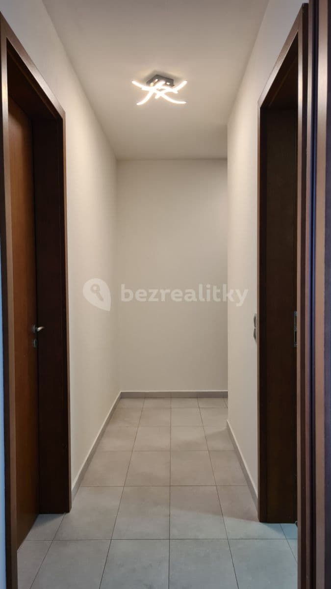 Prenájom bytu 2-izbový 50 m², Jeremiášova, Praha, Praha Prenájom bytu 2-izbový 50 m², Jeremiášova, Praha, Praha