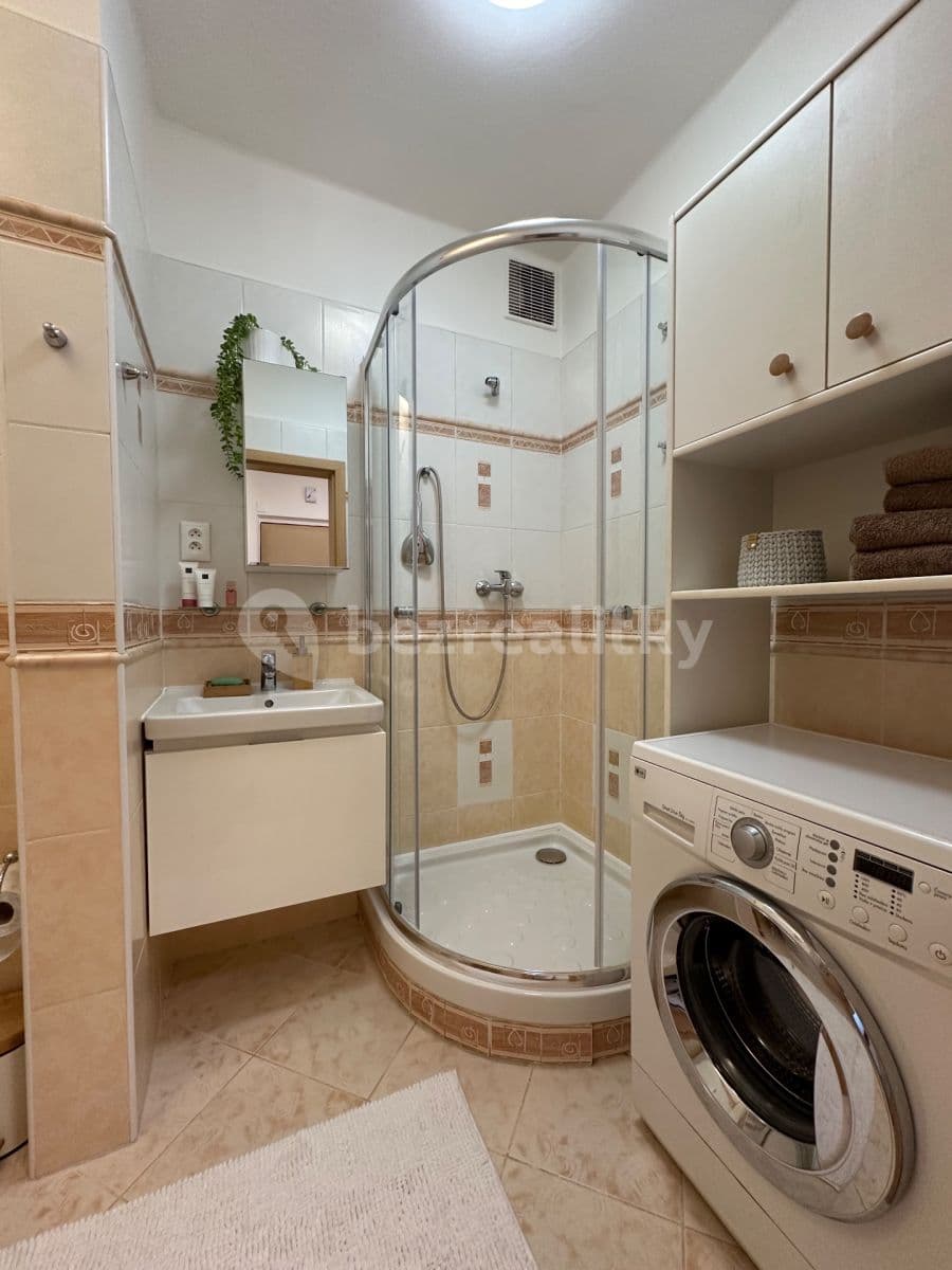 Prenájom bytu 2-izbový 42 m², Legionářů, Příbram, Středočeský kraj Prenájom bytu 2-izbový 42 m², Legionářů, Příbram, Středočeský kraj