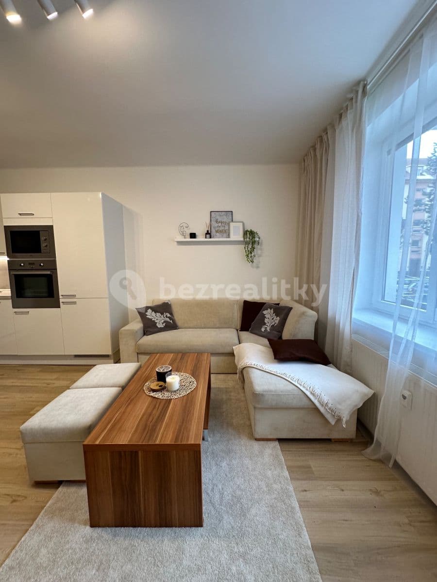 Prenájom bytu 2-izbový 42 m², Legionářů, Příbram, Středočeský kraj Prenájom bytu 2-izbový 42 m², Legionářů, Příbram, Středočeský kraj