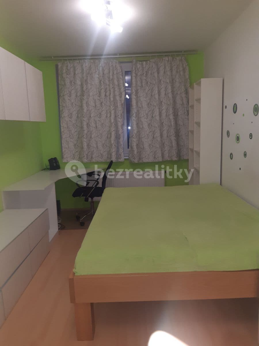 Prenájom bytu 1-izbový 26 m², Hnězdenská, Praha, Praha Prenájom bytu 1-izbový 26 m², Hnězdenská, Praha, Praha