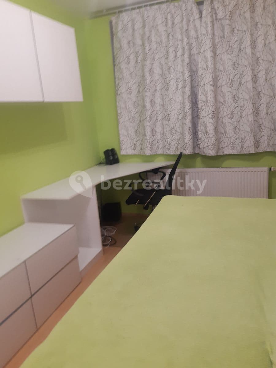 Prenájom bytu 1-izbový 26 m², Hnězdenská, Praha, Praha Prenájom bytu 1-izbový 26 m², Hnězdenská, Praha, Praha
