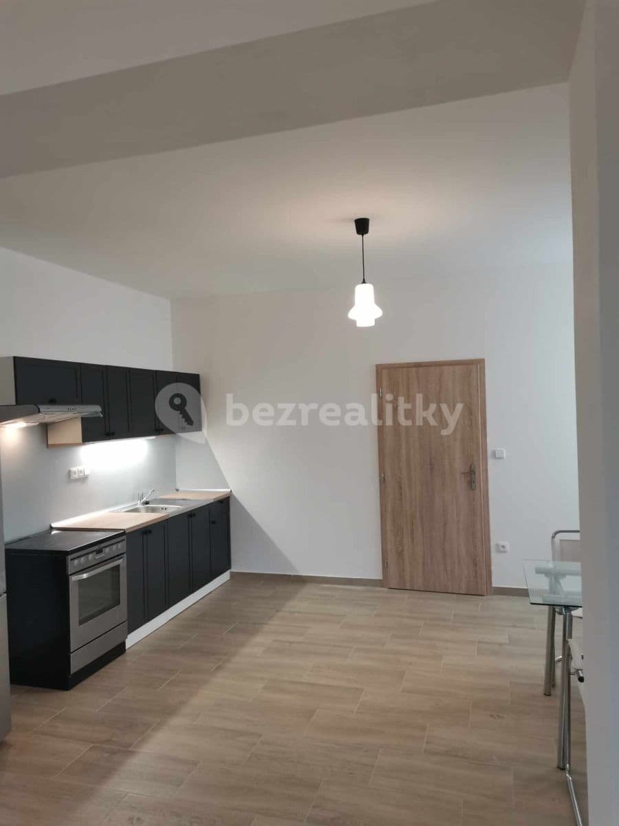Prenájom bytu 2-izbový 55 m², Stolany, Pardubický kraj Prenájom bytu 2-izbový 55 m², Stolany, Pardubický kraj