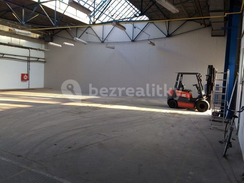 Prenájom nebytového priestoru 384 m², Hlinská, České Budějovice, Jihočeský kraj Prenájom nebytového priestoru 384 m², Hlinská, České Budějovice, Jihočeský kraj