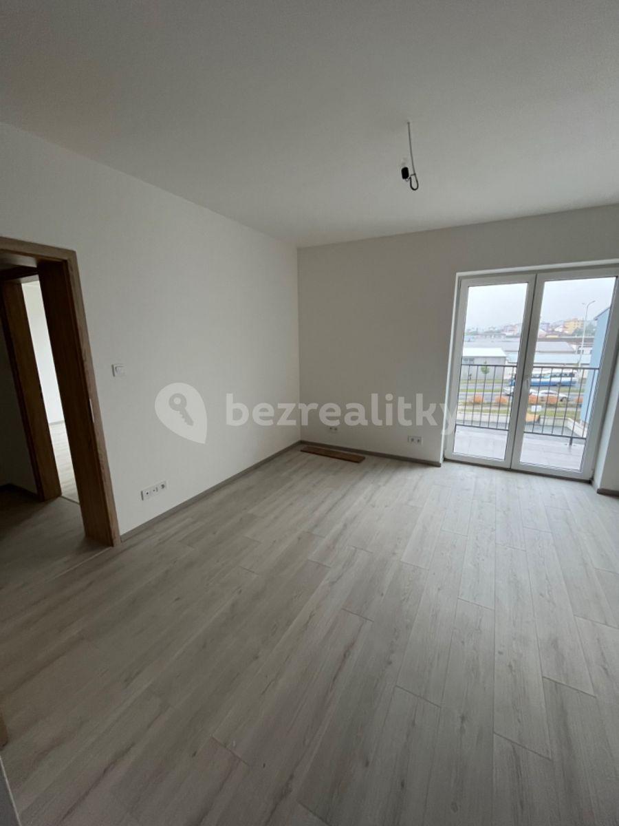 Prenájom bytu 2-izbový 57 m², Na Dražkách, Beroun, Středočeský kraj