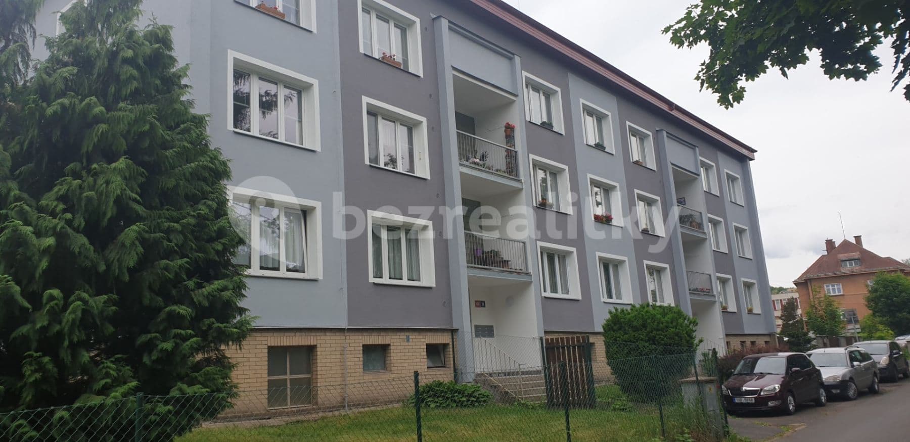 Prenájom bytu 1-izbový 37 m², Bratří Čapků, Ústí nad Labem, Ústecký kraj Prenájom bytu 1-izbový 37 m², Bratří Čapků, Ústí nad Labem, Ústecký kraj