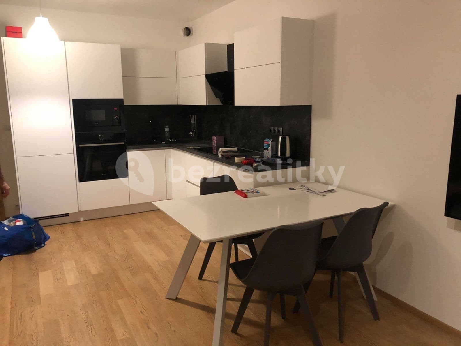 Prenájom bytu 2-izbový 58 m², Matějkova, Praha, Praha Prenájom bytu 2-izbový 58 m², Matějkova, Praha, Praha