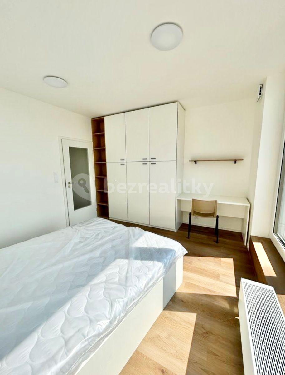Prenájom bytu 2-izbový 45 m², Bratislavská, Brno, Jihomoravský kraj