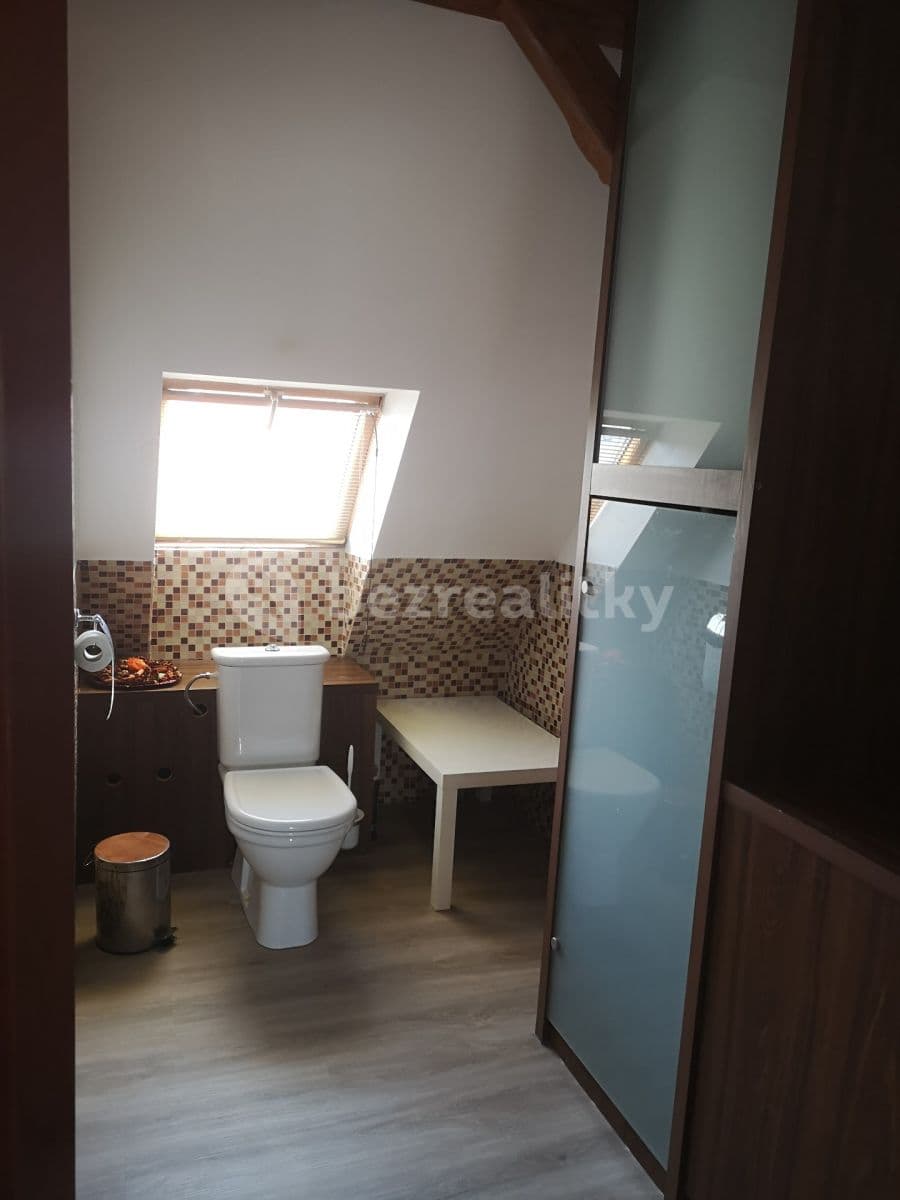 Prenájom bytu 3-izbový 150 m², Samota, Olomouc, Olomoucký kraj Prenájom bytu 3-izbový 150 m², Samota, Olomouc, Olomoucký kraj