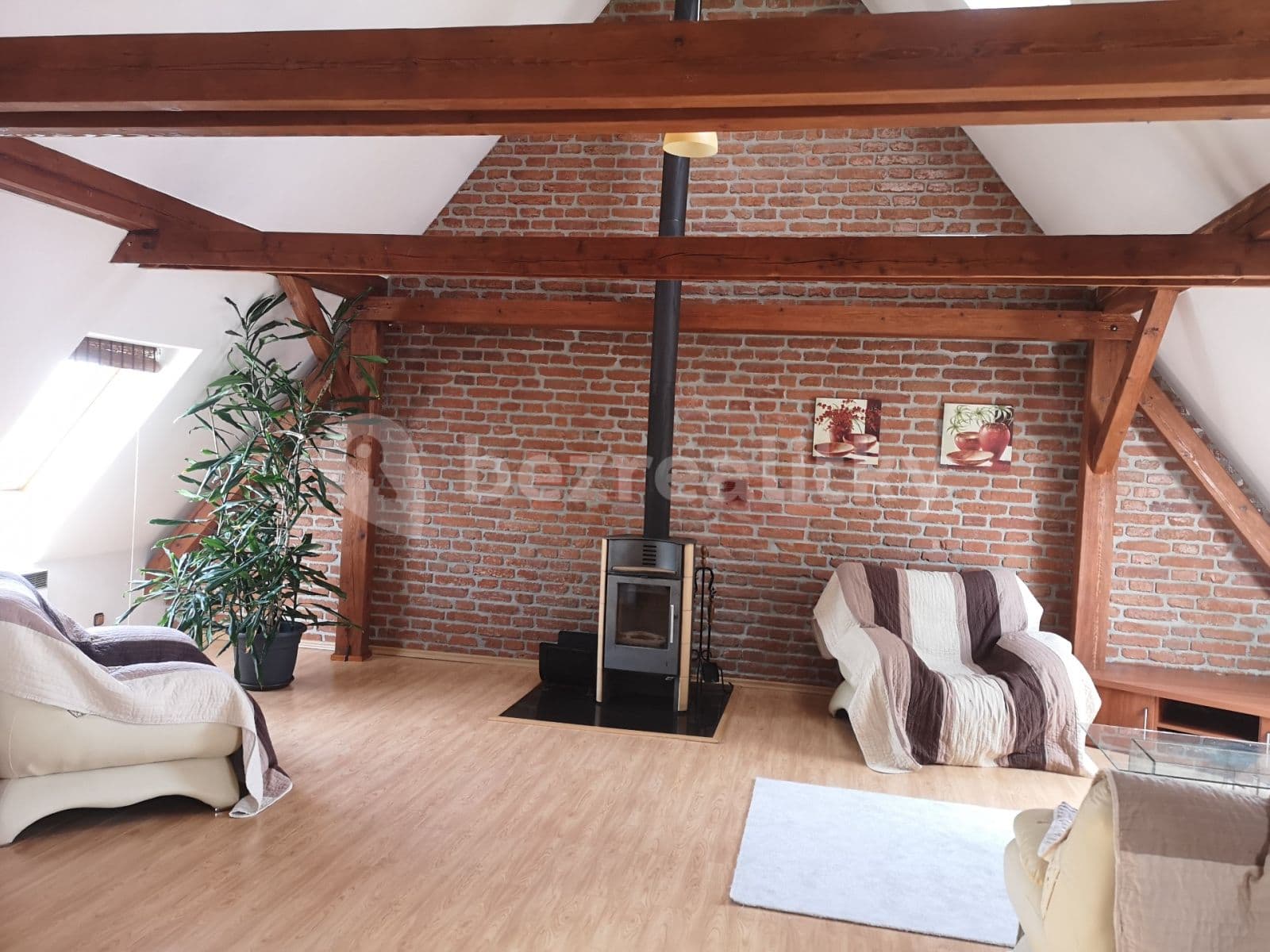 Prenájom bytu 3-izbový 150 m², Samota, Olomouc, Olomoucký kraj Prenájom bytu 3-izbový 150 m², Samota, Olomouc, Olomoucký kraj