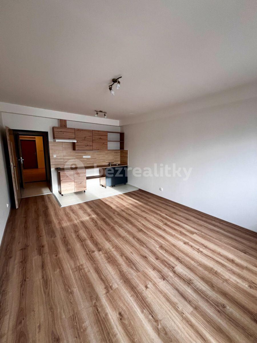 Prenájom bytu 1-izbový 50 m², Libušina, Olomouc, Olomoucký kraj