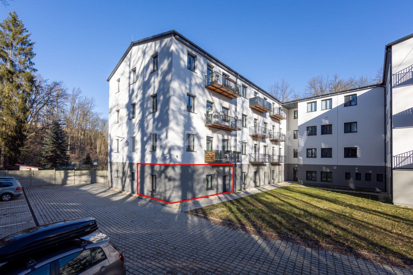Predaj nebytového priestoru 45 m², Břehnická, Cheb, Karlovarský kraj