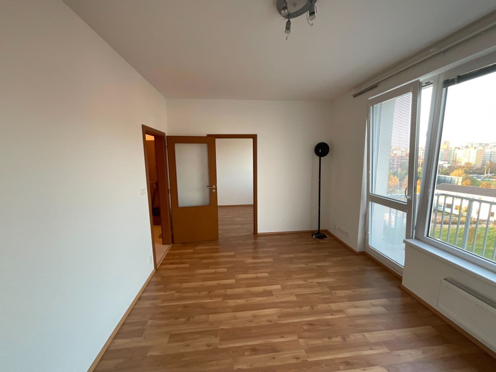 Prenájom bytu 2-izbový 37 m², Rudolfa Holeky, Praha, Praha Prenájom bytu 2-izbový 37 m², Rudolfa Holeky, Praha, Praha