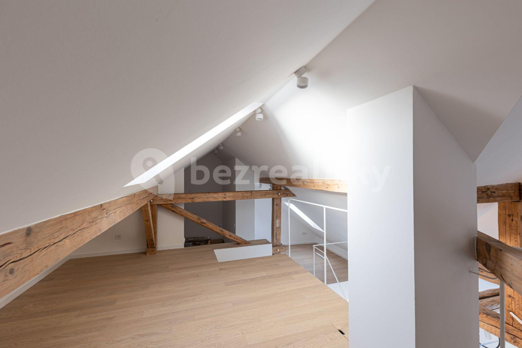 Prenájom bytu 4-izbový 155 m², Terronská, Praha, Praha