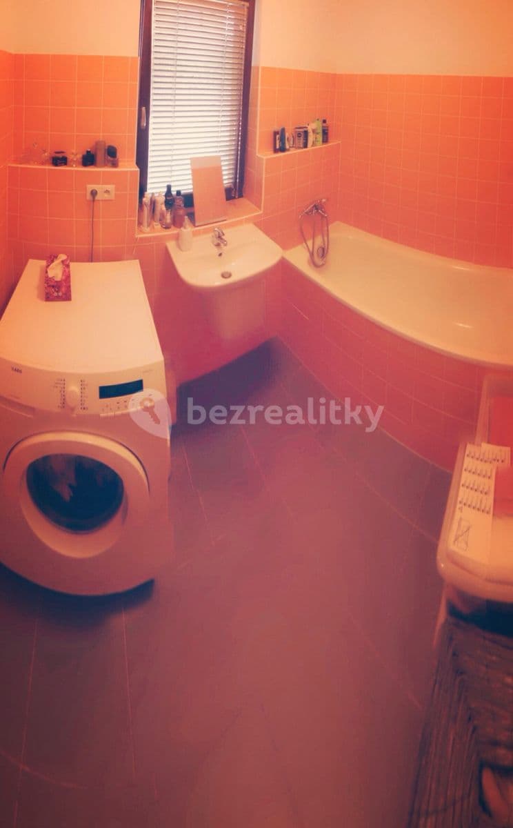 Prenájom bytu 2-izbový 60 m², Na Slatince, Praha, Praha Prenájom bytu 2-izbový 60 m², Na Slatince, Praha, Praha