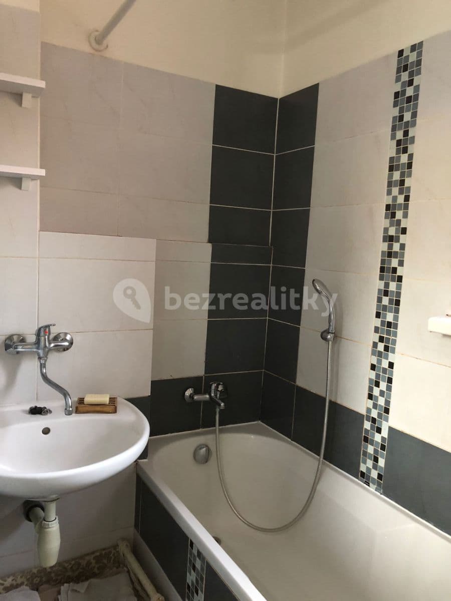 Prenájom bytu 2-izbový 56 m², Vykáňská, Praha, Praha Prenájom bytu 2-izbový 56 m², Vykáňská, Praha, Praha