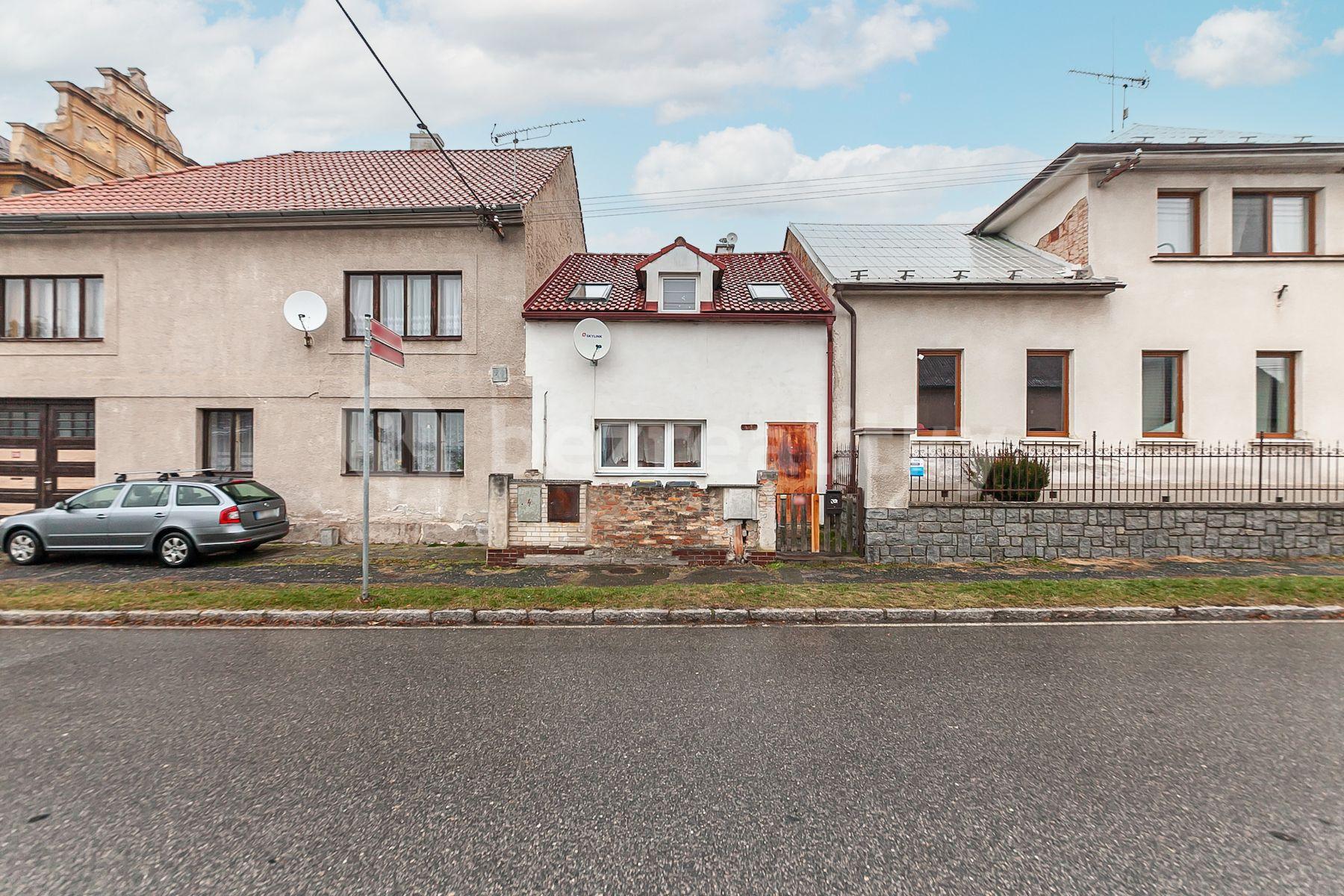 Predaj domu 85 m², pozemek 144 m², Pražská, Plaňany, Středočeský kraj
