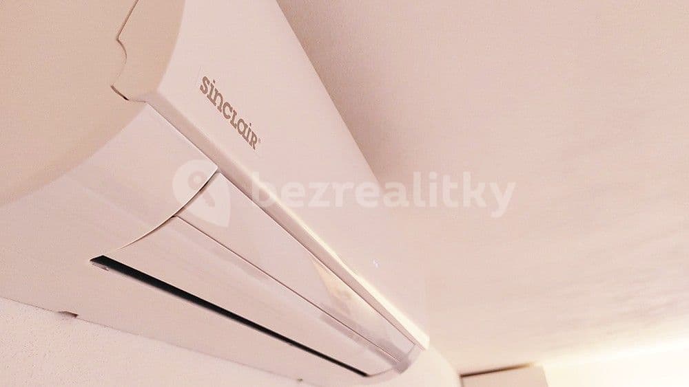 Prenájom bytu 1-izbový 30 m², Bratislavská, Brno, Jihomoravský kraj Prenájom bytu 1-izbový 30 m², Bratislavská, Brno, Jihomoravský kraj