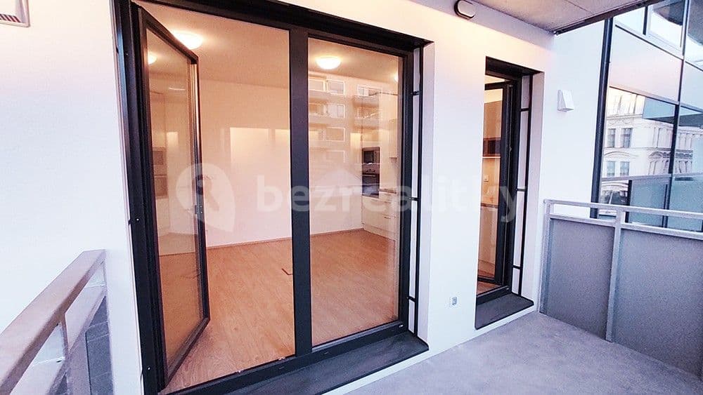 Prenájom bytu 1-izbový 30 m², Bratislavská, Brno, Jihomoravský kraj Prenájom bytu 1-izbový 30 m², Bratislavská, Brno, Jihomoravský kraj