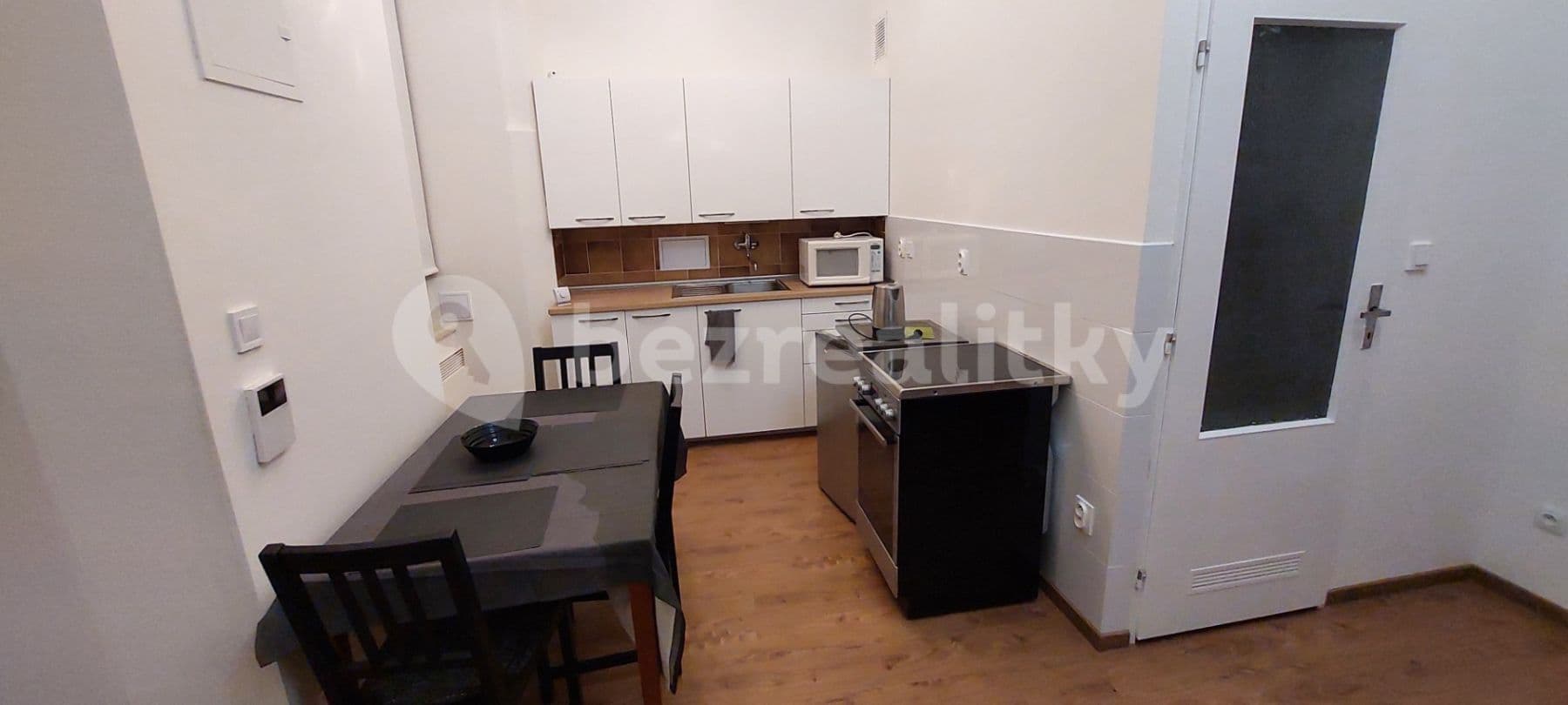 Prenájom bytu 2-izbový 50 m², Krakovská, Praha, Praha Prenájom bytu 2-izbový 50 m², Krakovská, Praha, Praha