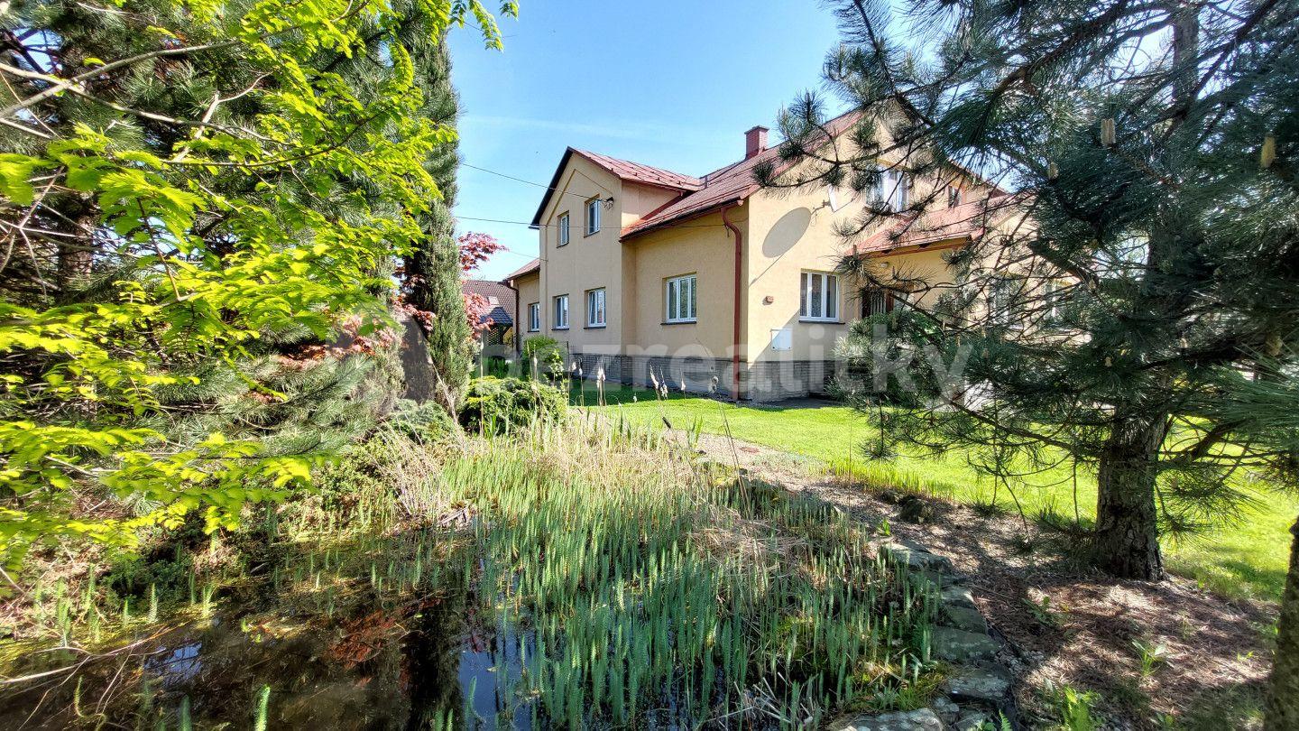 Predaj domu 256 m², pozemek 2.082 m², Ropice, Moravskoslezský kraj