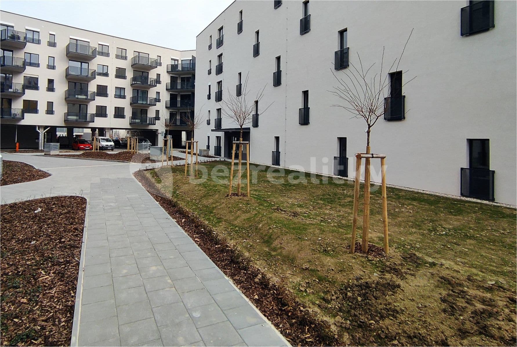 Prenájom bytu 1-izbový 30 m², Edmunda Husserla, Olomouc, Olomoucký kraj Prenájom bytu 1-izbový 30 m², Edmunda Husserla, Olomouc, Olomoucký kraj