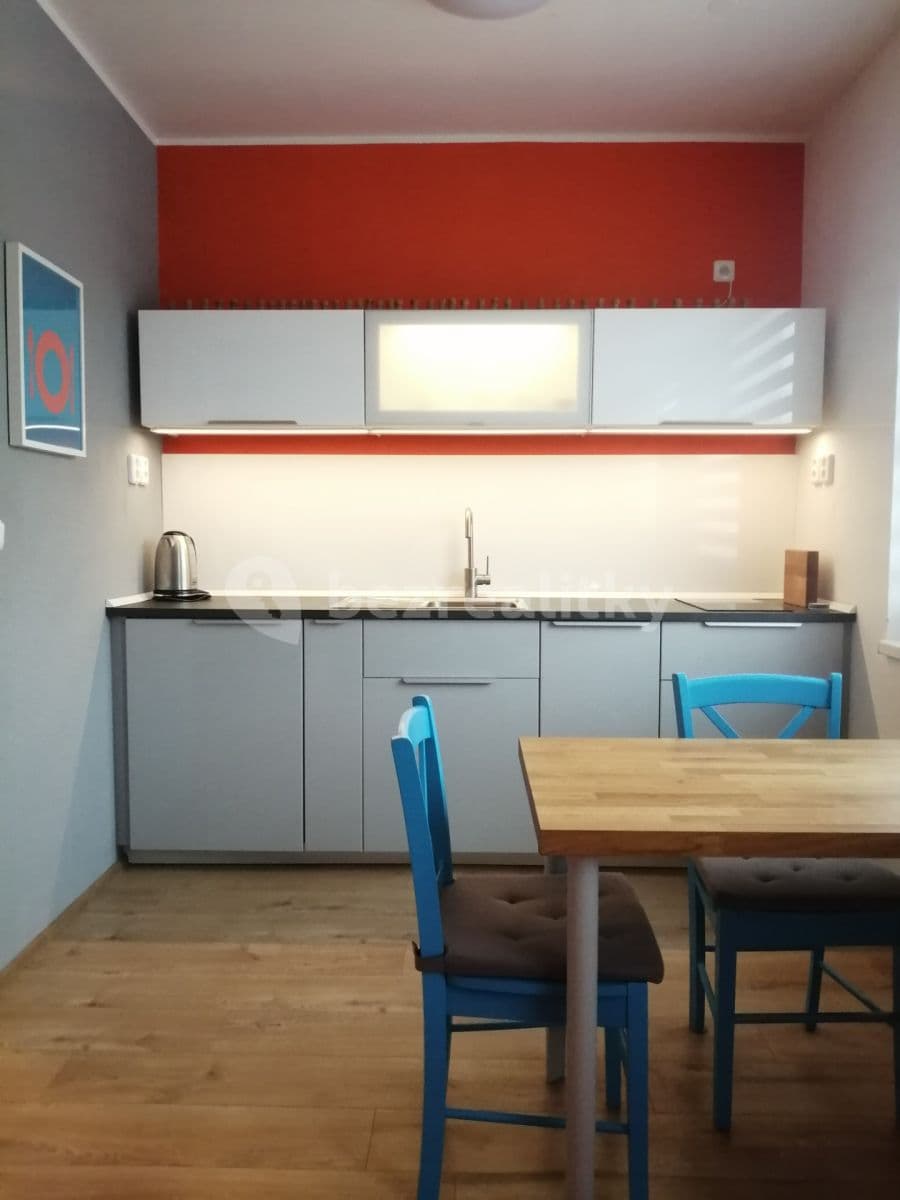 Prenájom bytu 1-izbový 32 m², Lipanská, Říčany, Středočeský kraj Prenájom bytu 1-izbový 32 m², Lipanská, Říčany, Středočeský kraj